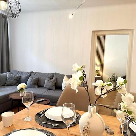 Modern Eingerichtete Wohnung Im Stadtzentrum Zittau Kostenloser Parkplatz Екстер'єр фото